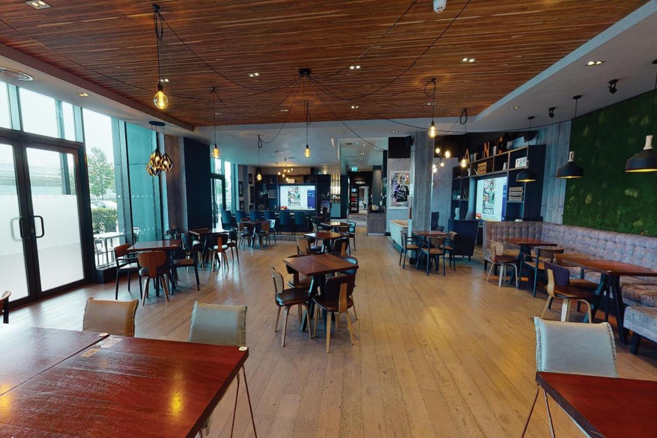 Village Hotel Solihull Extérieur photo