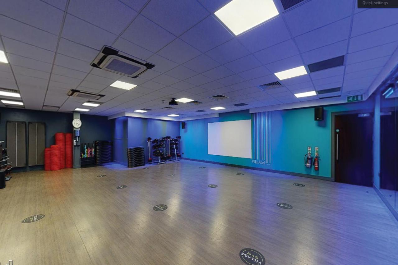 Village Hotel Solihull Extérieur photo