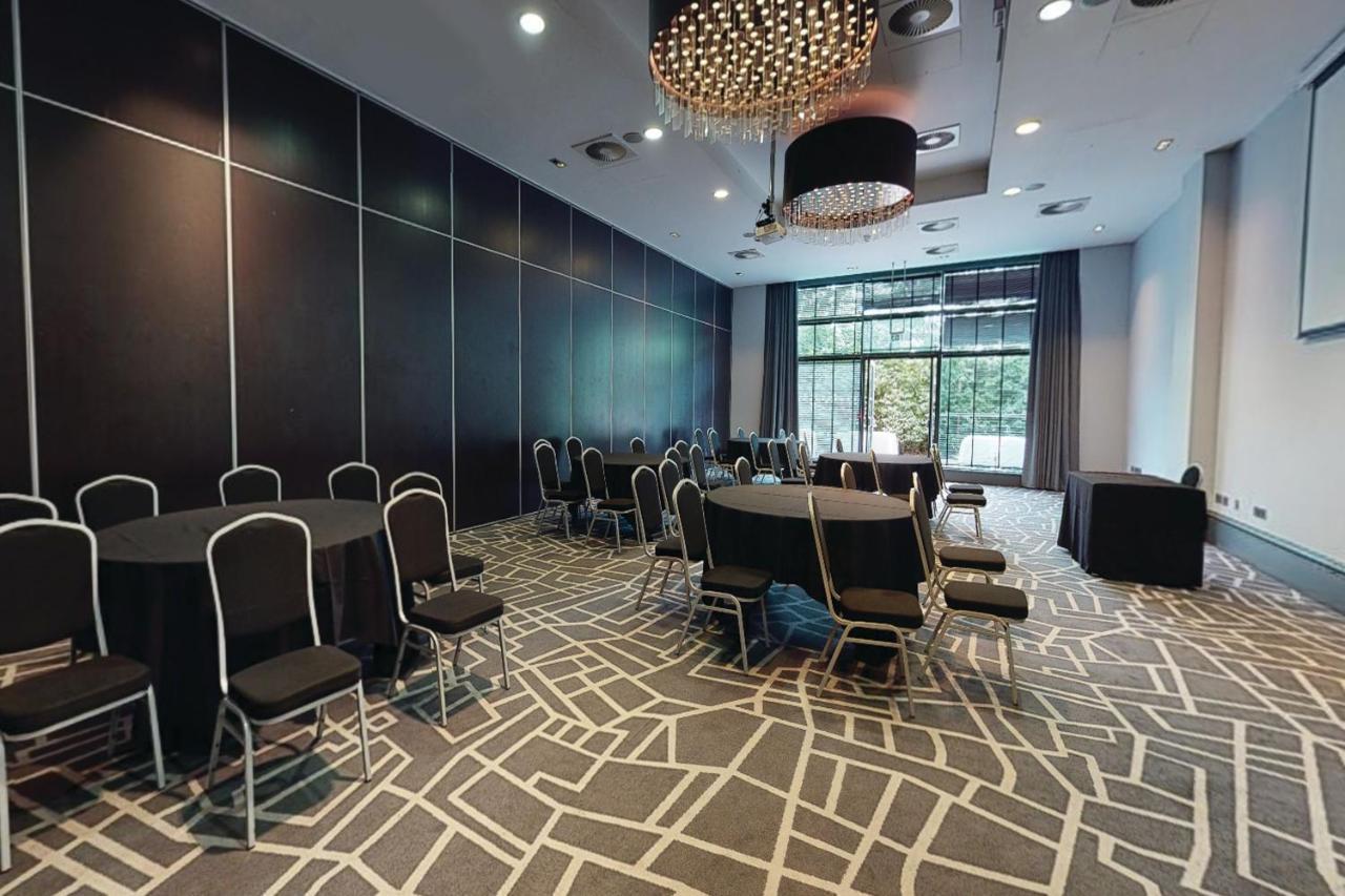 Village Hotel Solihull Extérieur photo