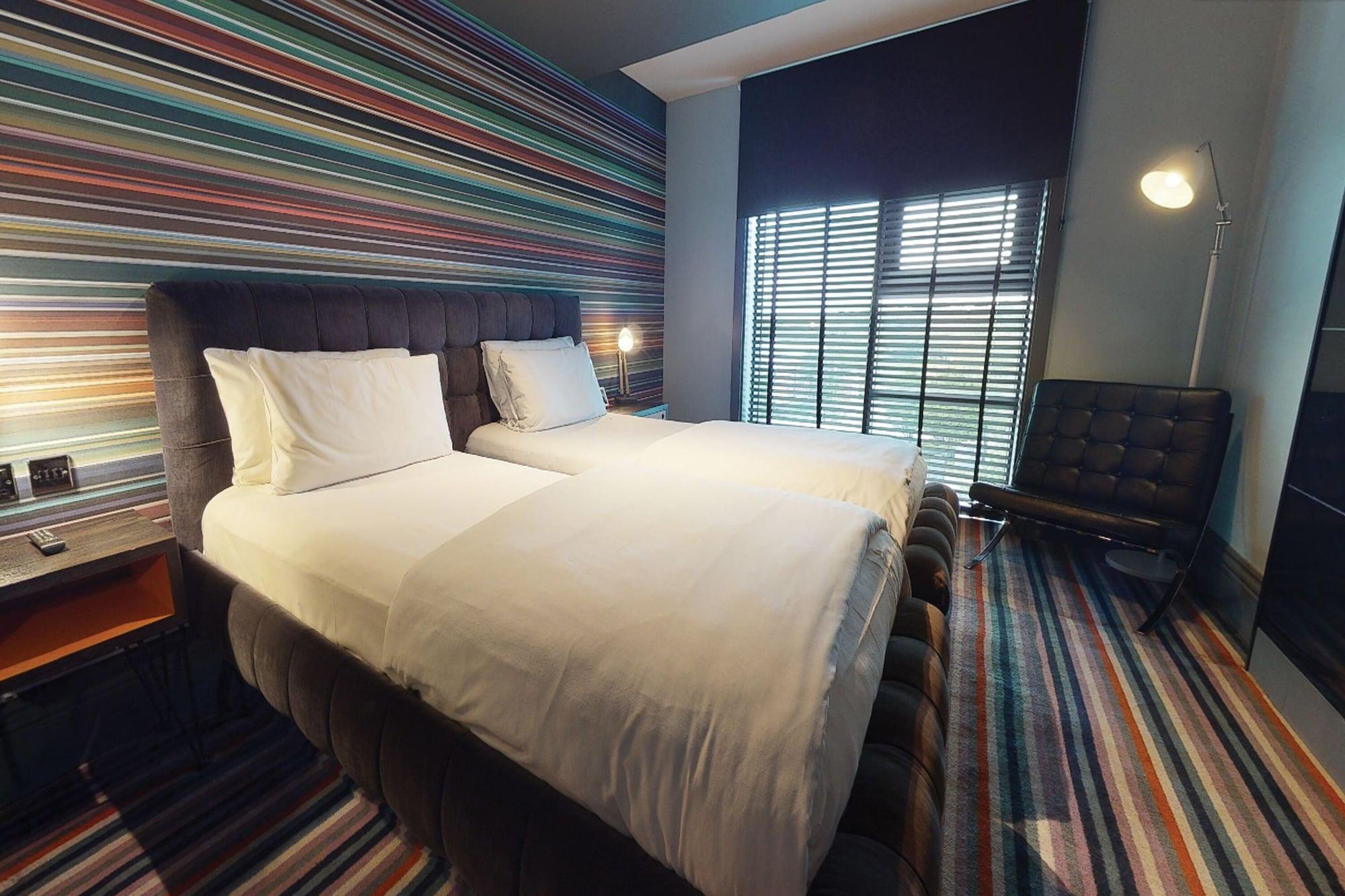 Village Hotel Solihull Extérieur photo