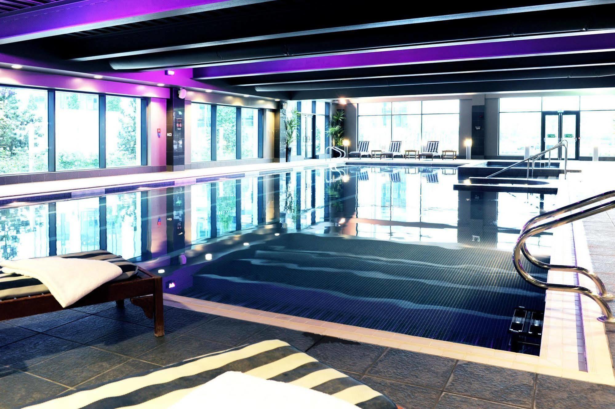 Village Hotel Solihull Extérieur photo